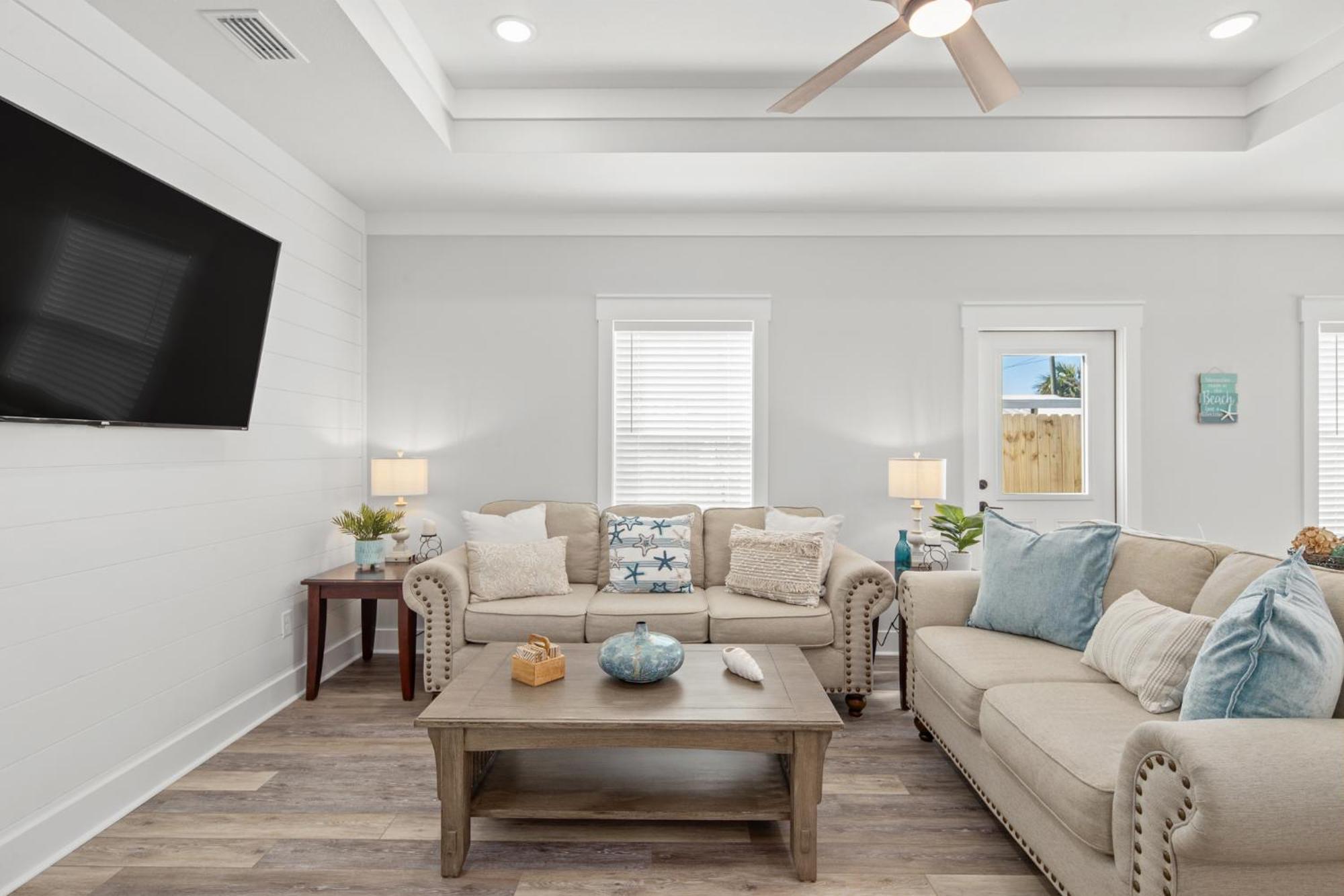 Holiday home Laguna Haven! 3br 2ba Sleeps 7! Your Perfect Escape! Panama City Beach