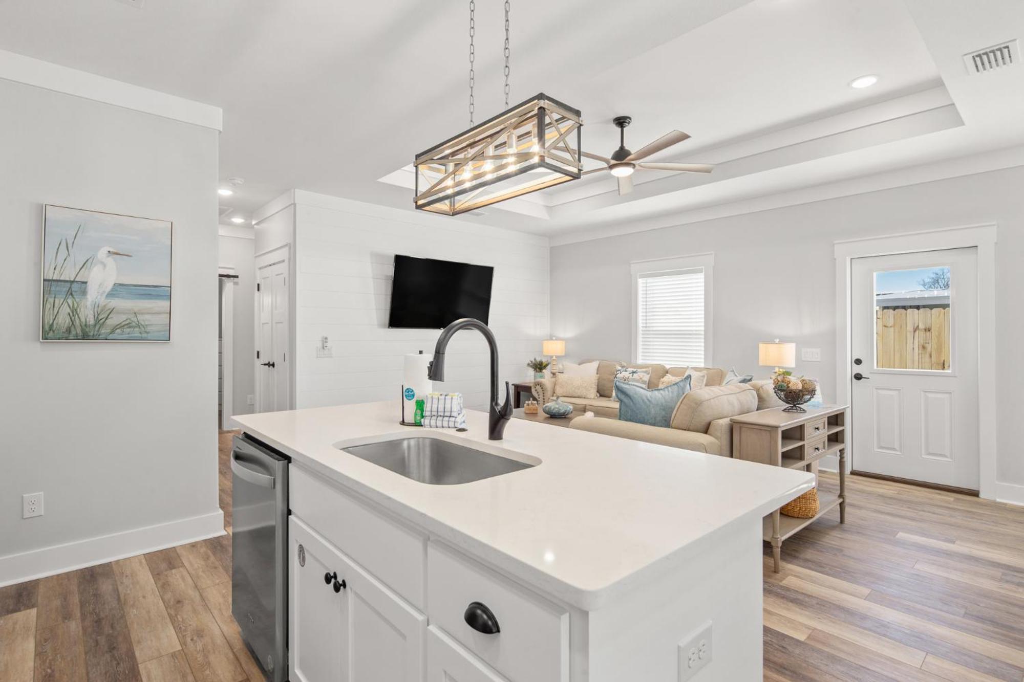 Laguna Haven! 3br 2ba Sleeps 7! Your Perfect Escape! Holiday home *
